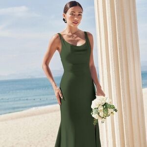 Trumpet/Mermaid Scoop Neck Sleeveless Floor-Length Bridesmaid Dress